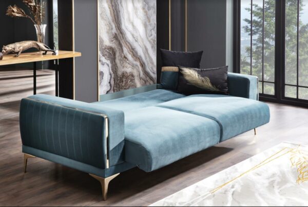 Carlino three-seater sofa in Naploy green